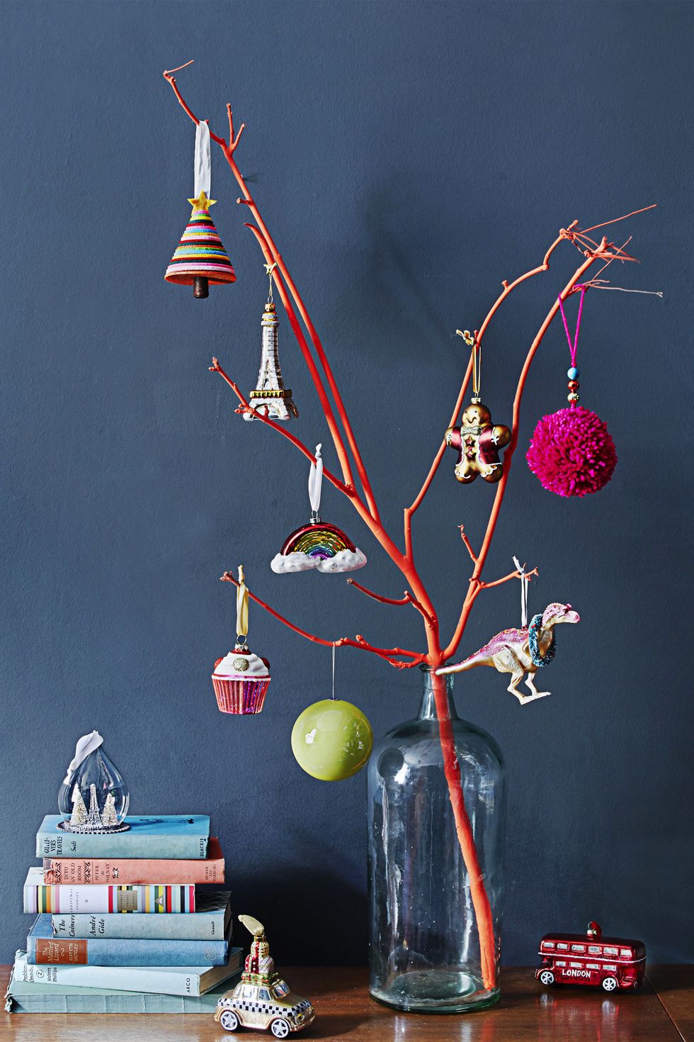 bauble twig display