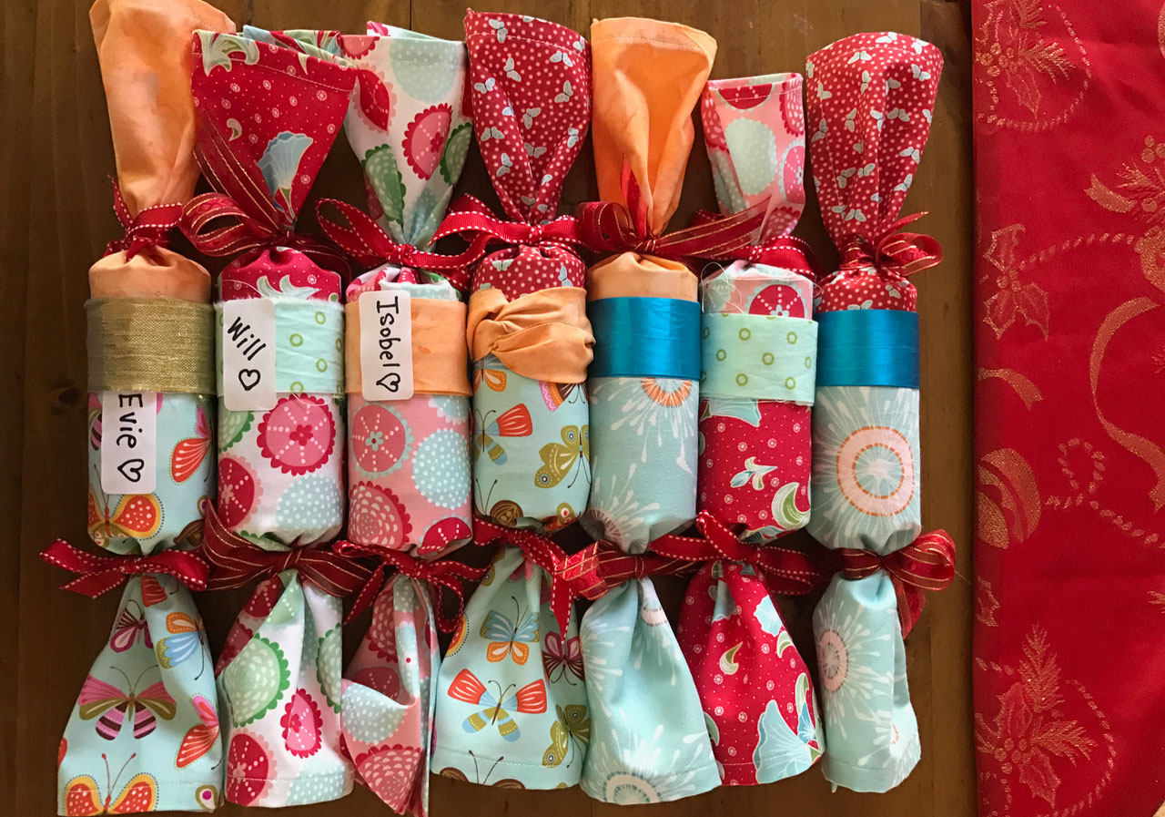 handmade christmas crackers